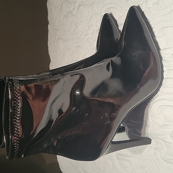 Jessica Simpson Ankle sock booties - Picture 2 of 4